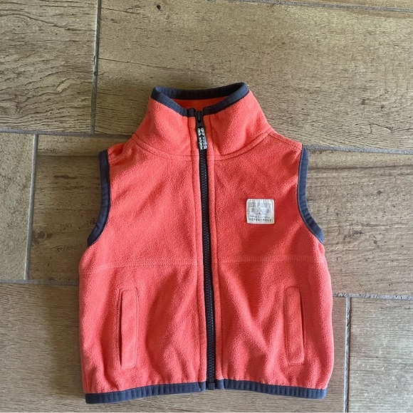 Carter's Orange Fleece zip up Vest boys 6 months - Picture 2 of 6